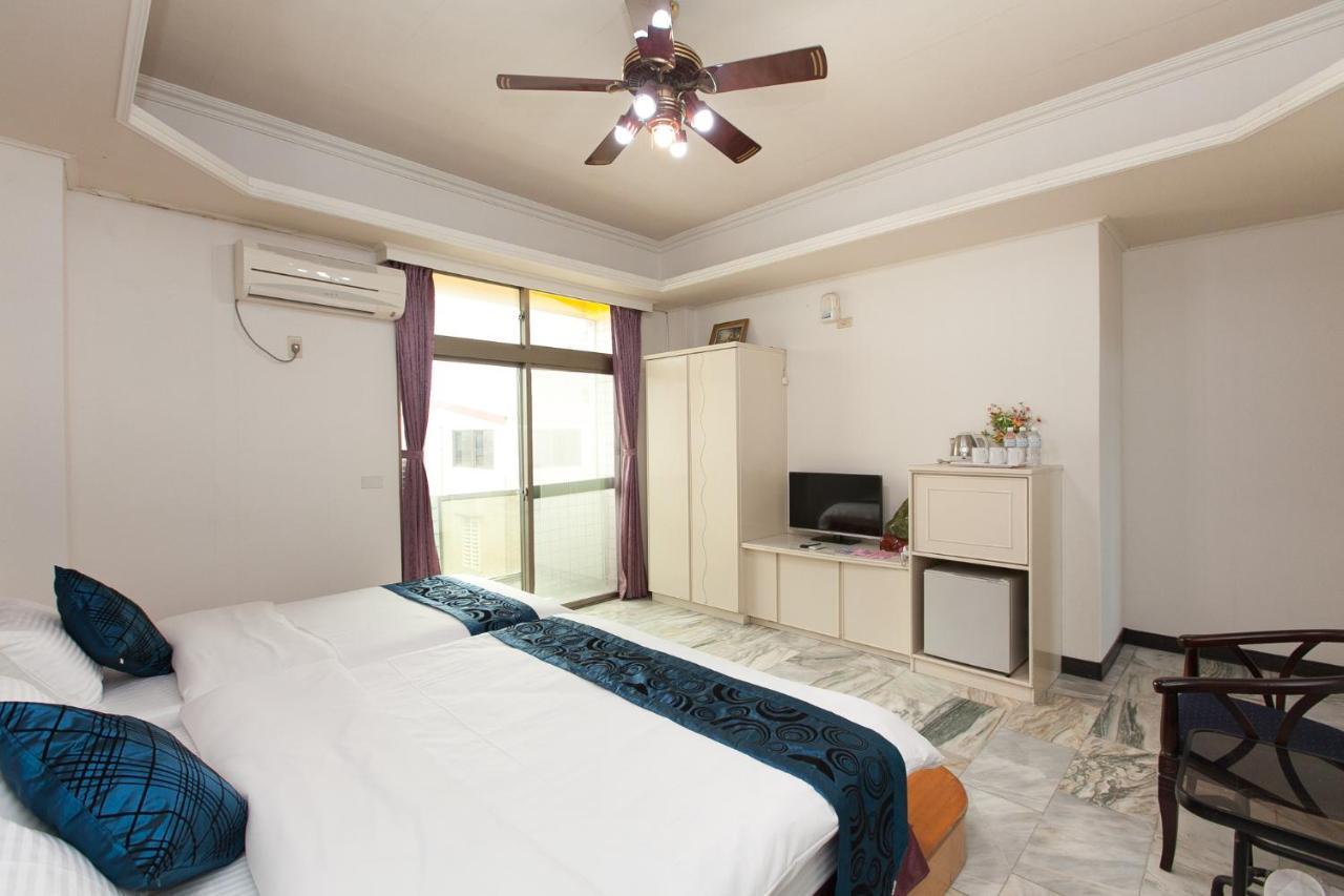 陶陶居商旅 Tautauchu Hotel Хуалянь Экстерьер фото