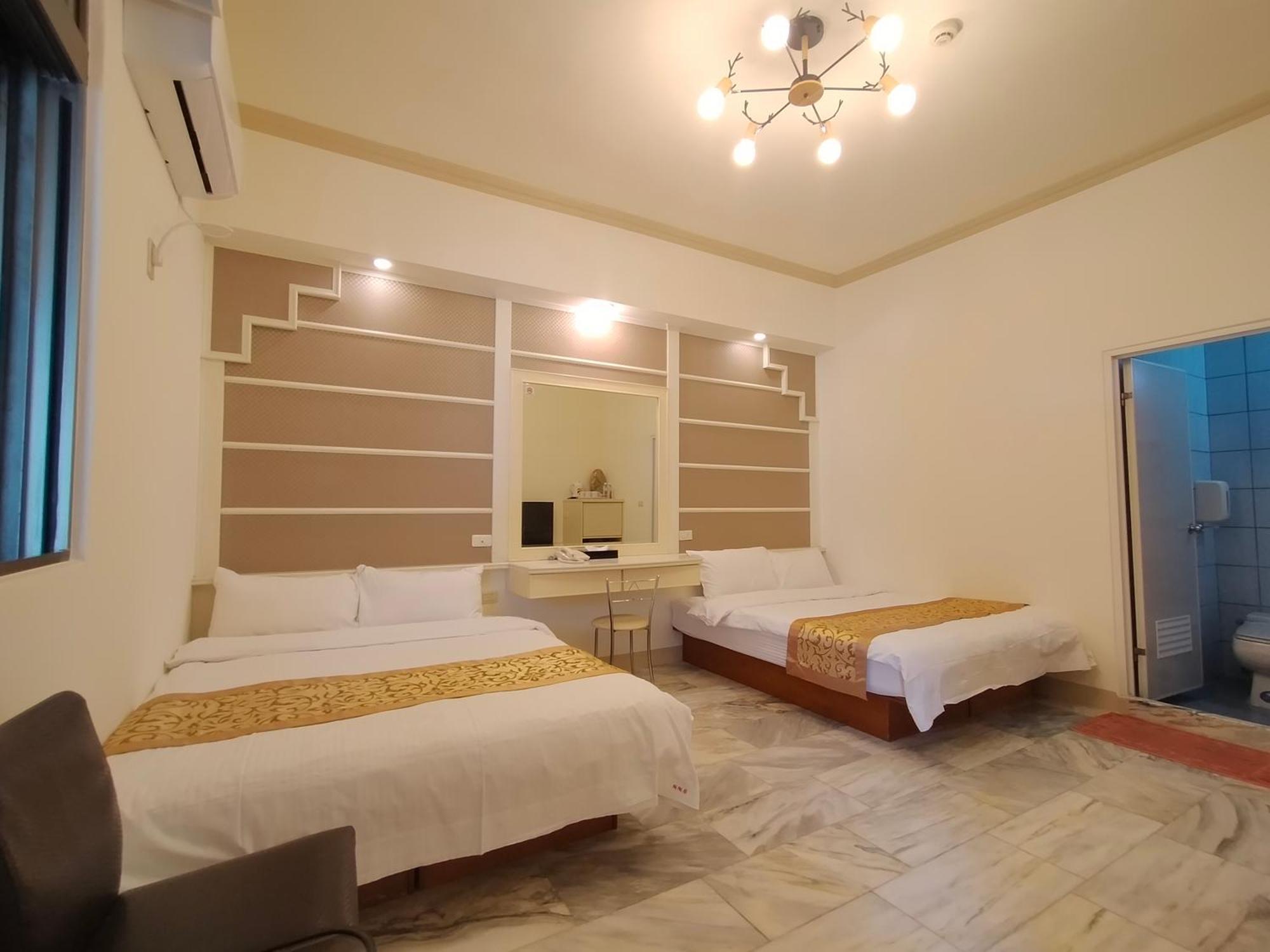 陶陶居商旅 Tautauchu Hotel Хуалянь Экстерьер фото